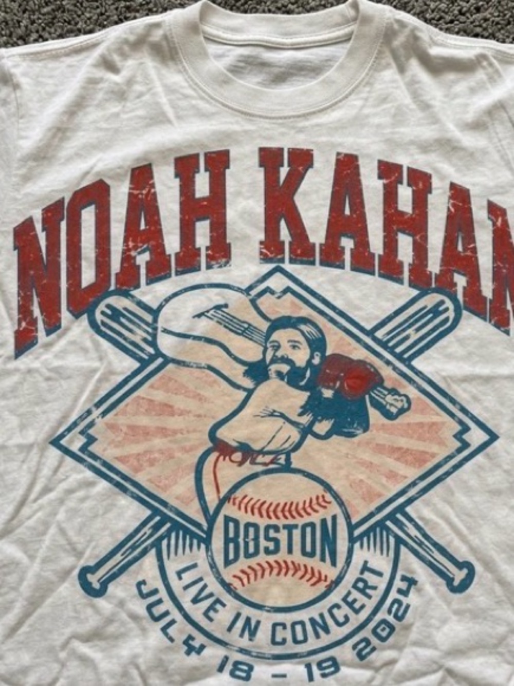 Noah Kahan Boston Concert T-Shirt
